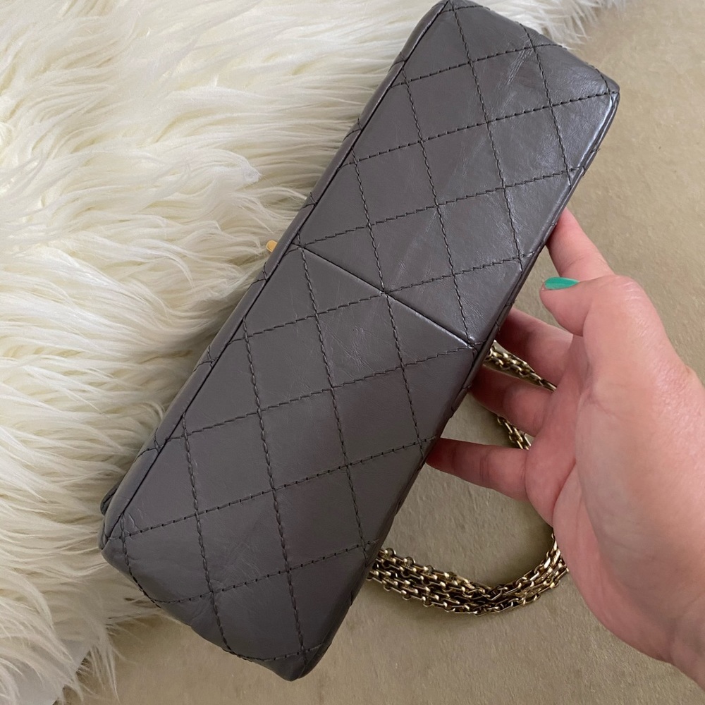 💓Sold💓Chanel Quilted Leather Reissue 2.55 - Picture 10 of 16